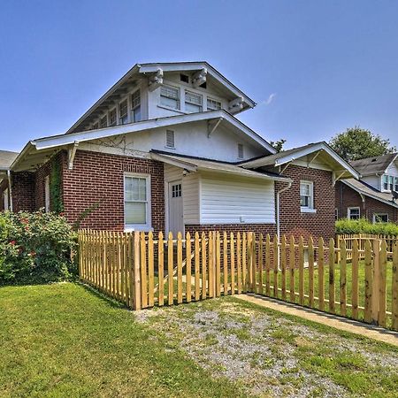Bristol Bungalow Less Than 1 Mi To Country Music Museum Exteriör bild